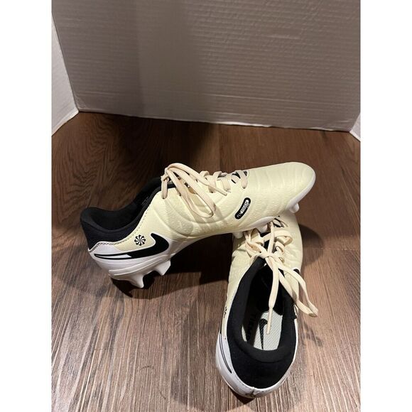 New Nike Tiempo Legend 10 Academy FG MG Soccer Cleat DV4337-700 Men Size 5 US - Picture 5 of 8